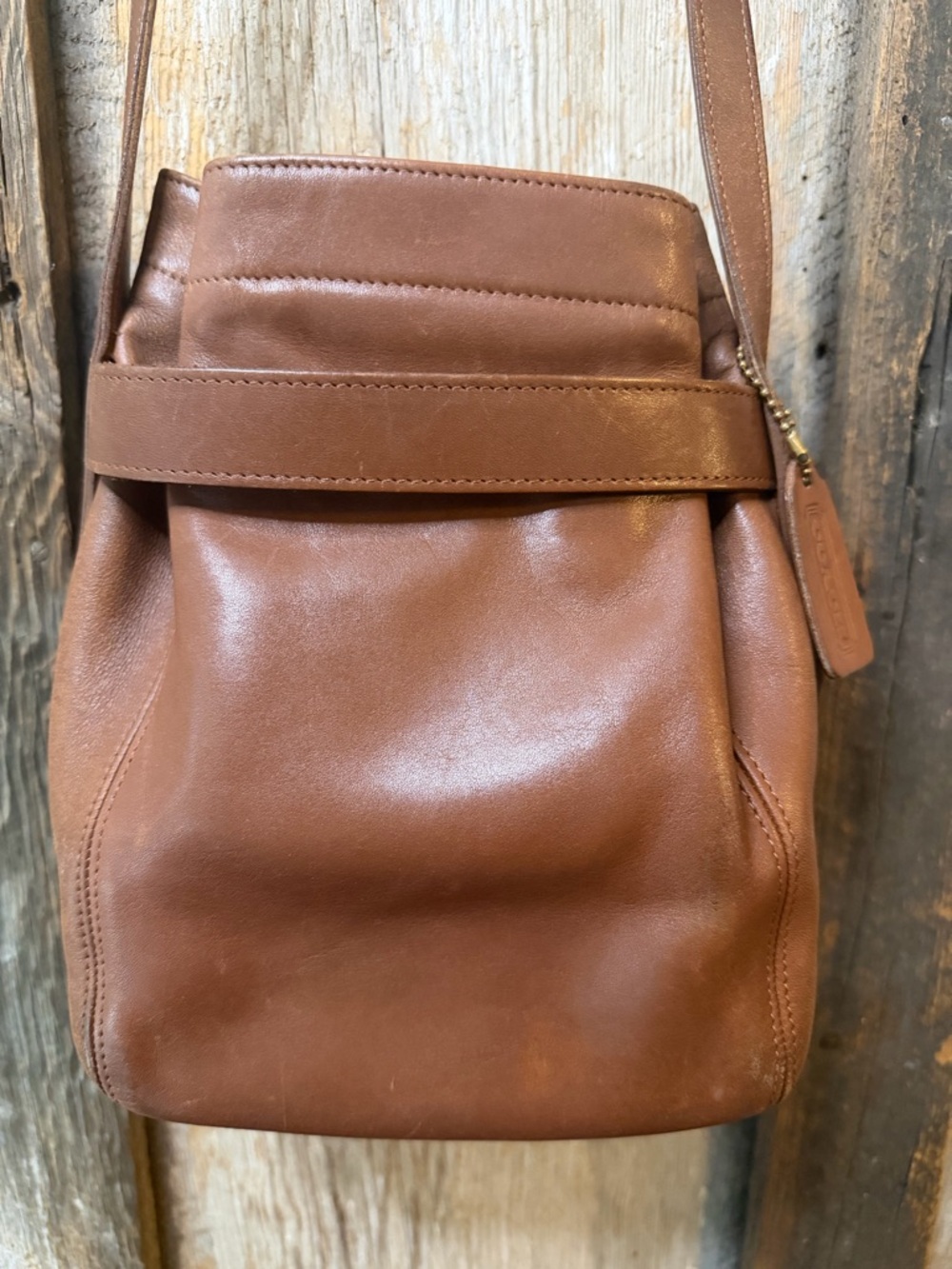Vintage Coach BELTED BUCKET POUCH Soho 4156 Tanned Leather 90s Crossbody Bag - Picture 8 of 16